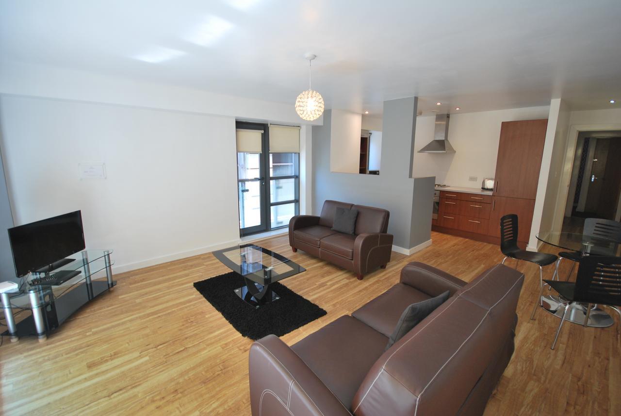 Atana Apartments Манчестер Экстерьер фото